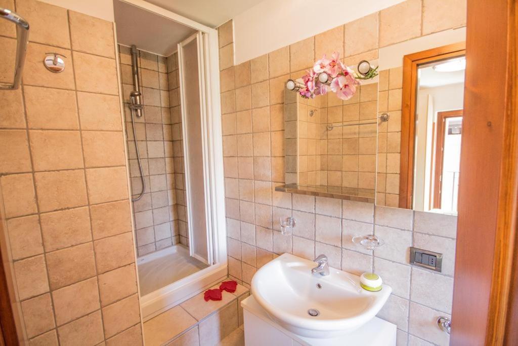 Apartment Just Close To The Lake In Μπελάτζιο Εξωτερικό φωτογραφία